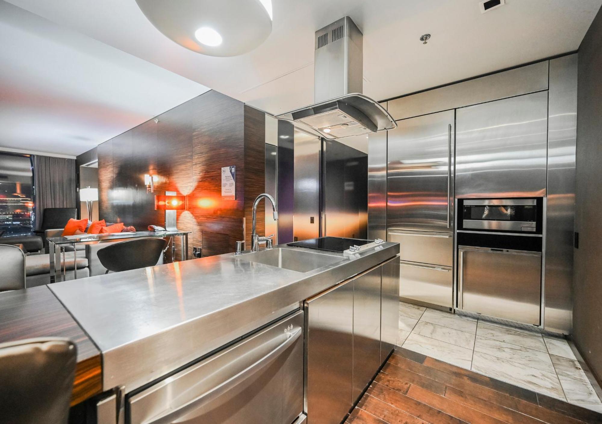 Stripviewsuites Two-Bedroom Con-Joined Exclusive Condo Las Vegas Room photo